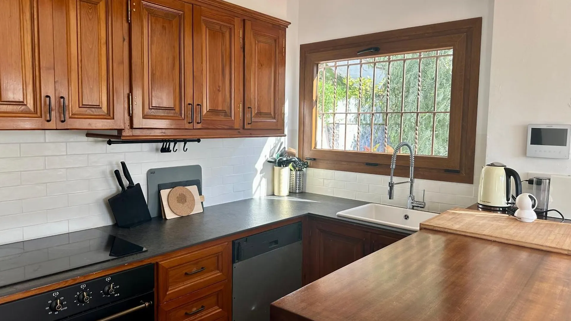 Holiday home Praga 2 - Encantadora Casa Con Piscina Y Vistas Al Bosque! Pals Spain